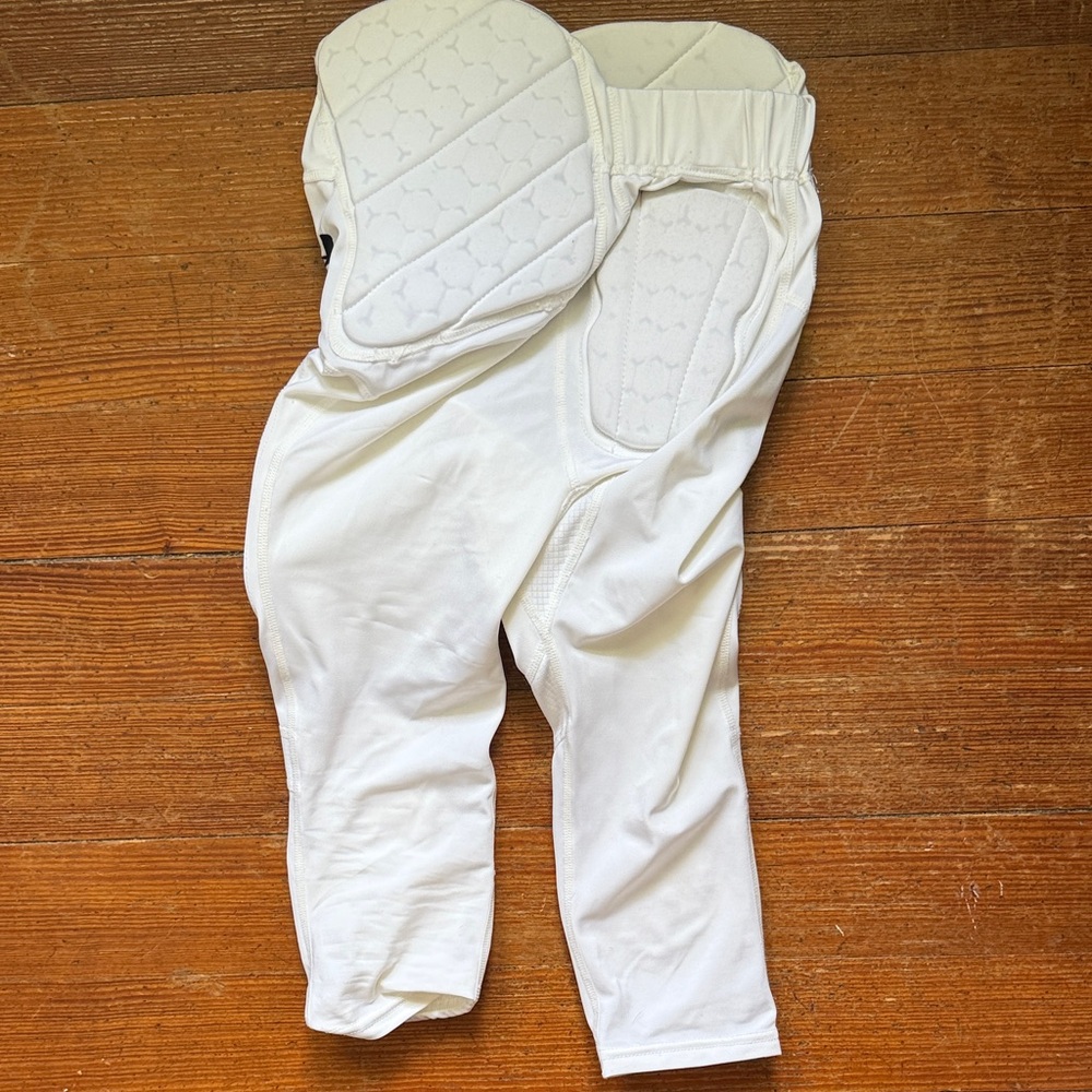 Under Armour youth small White Padded Sports Pants - Picture 6 of 6
